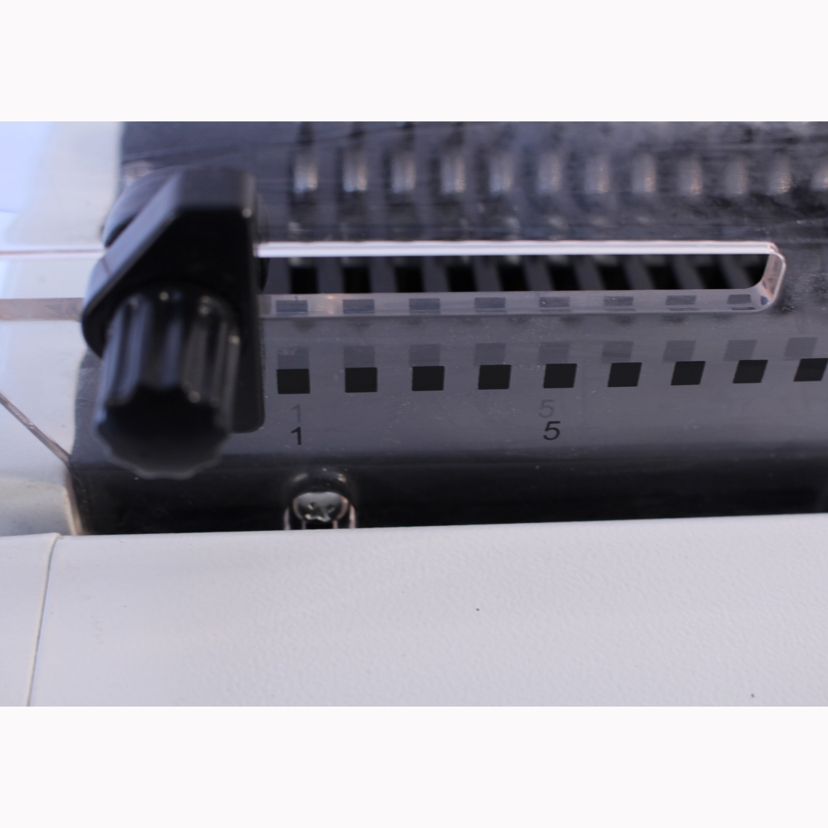 آلة تجليد الكتب الكهربائية الم - مراجعة Binding Machine Comb وسعره