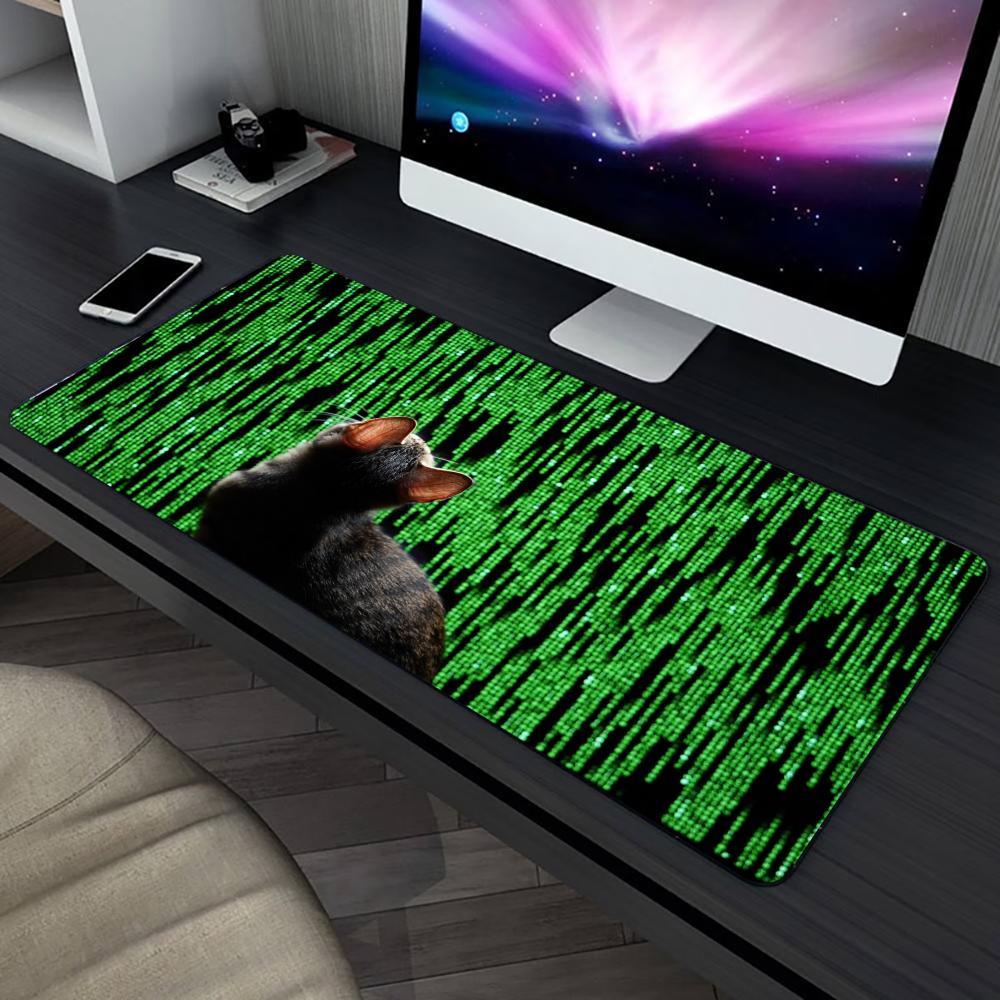 لوحة ماوس كبيرة بتصميم فني من  - مراجعة Office Desk Tech Accessories وسعره